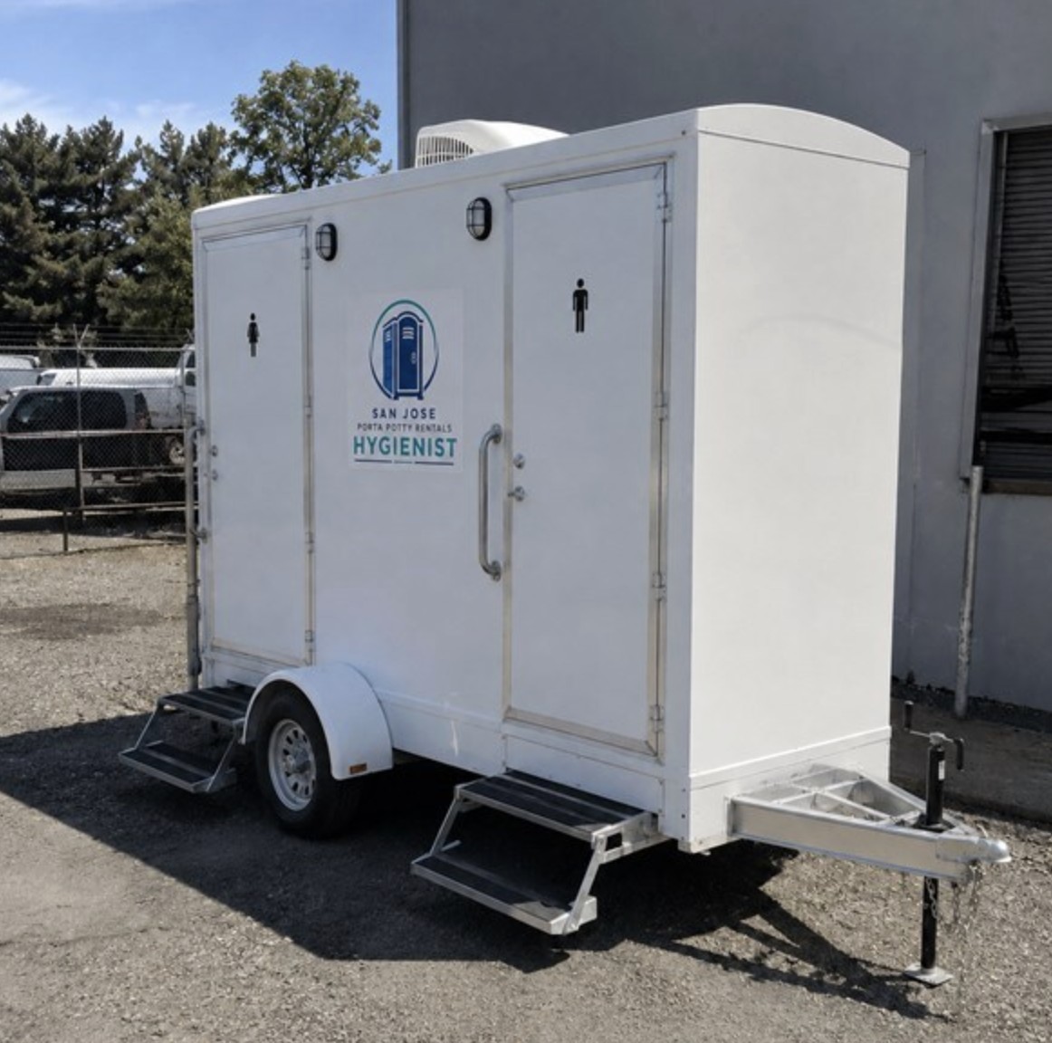 Luxury restroom trailer rental in San Jose